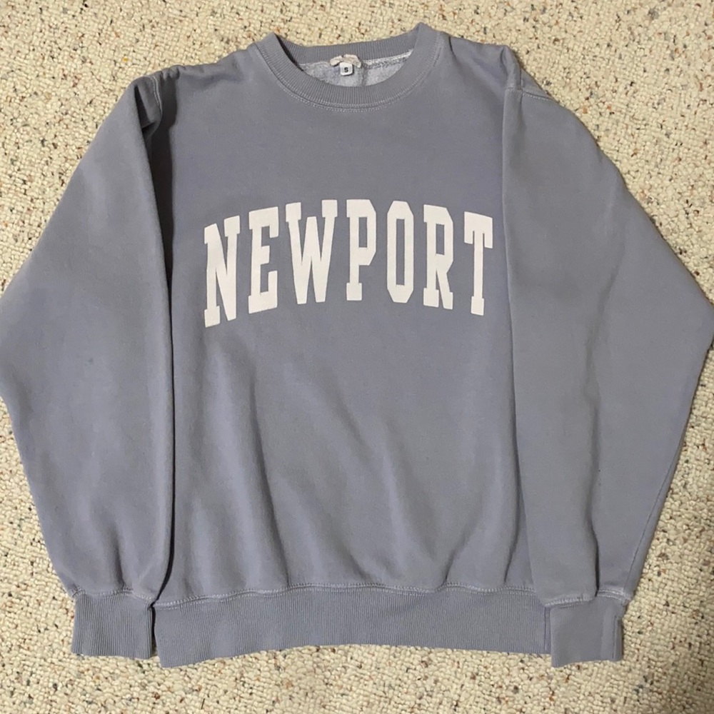 Brandy Melville newport crewneck
